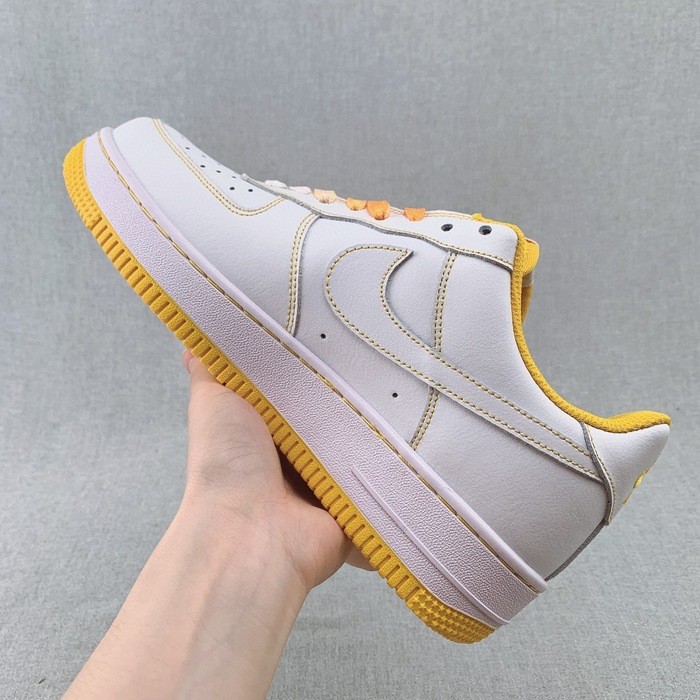 Air Force 1 Low CV1724-102