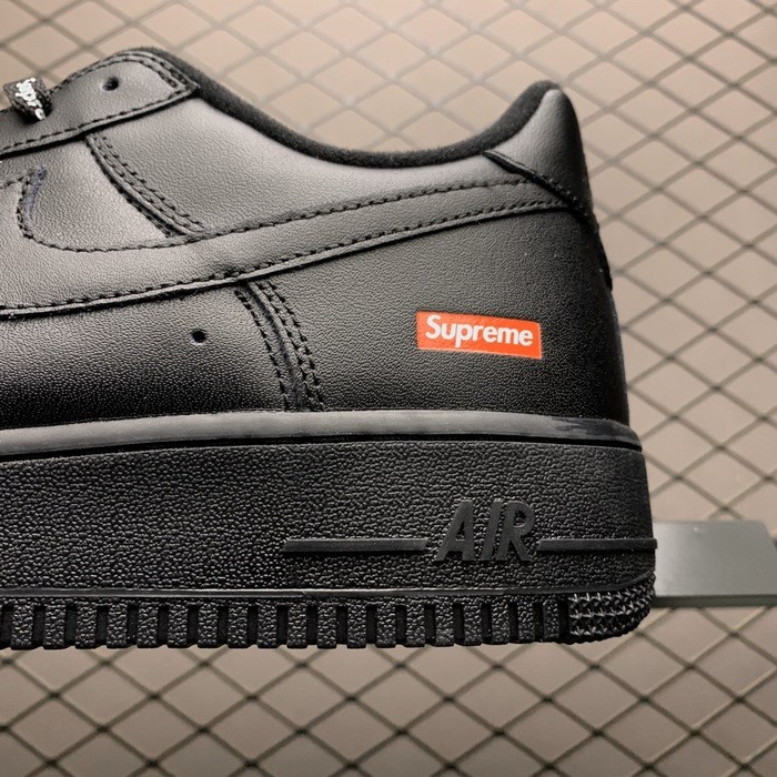 Air Force 1 Low Supreme - Black CU9225-001