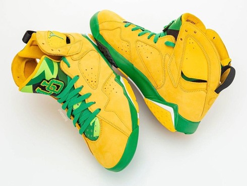 Air Jordan 7 Retro “Oregon Ducks” PE